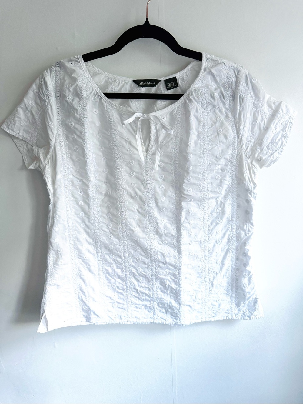 Eddie Bauer White Eyelet Tie-Front Short Sleeve Blouse